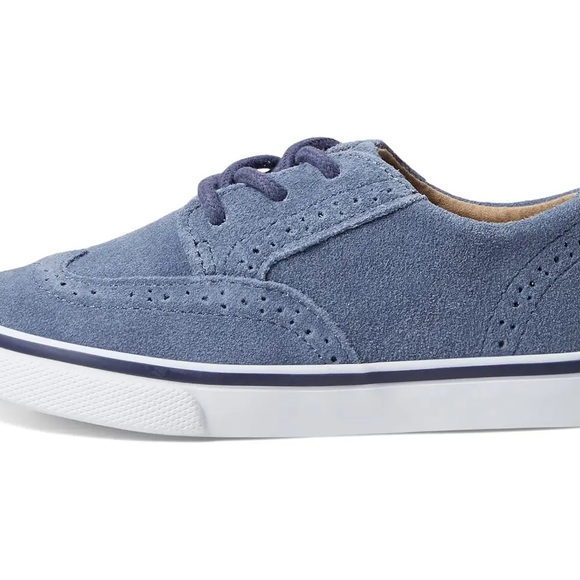 JANIE and JACK Wing Tip Sneake - Picture 3 of 13